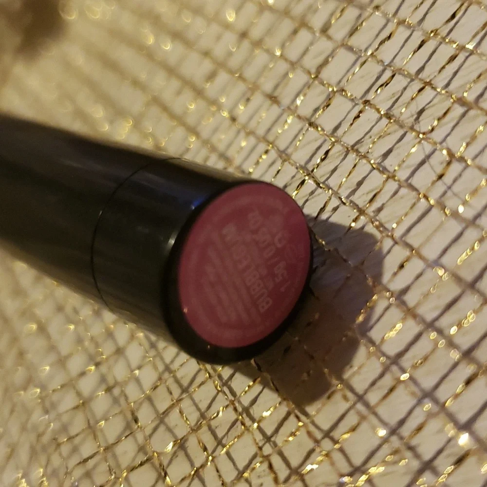BUBBLEGUM Kat Von D DISCONTINUED Crayon NWOBOX